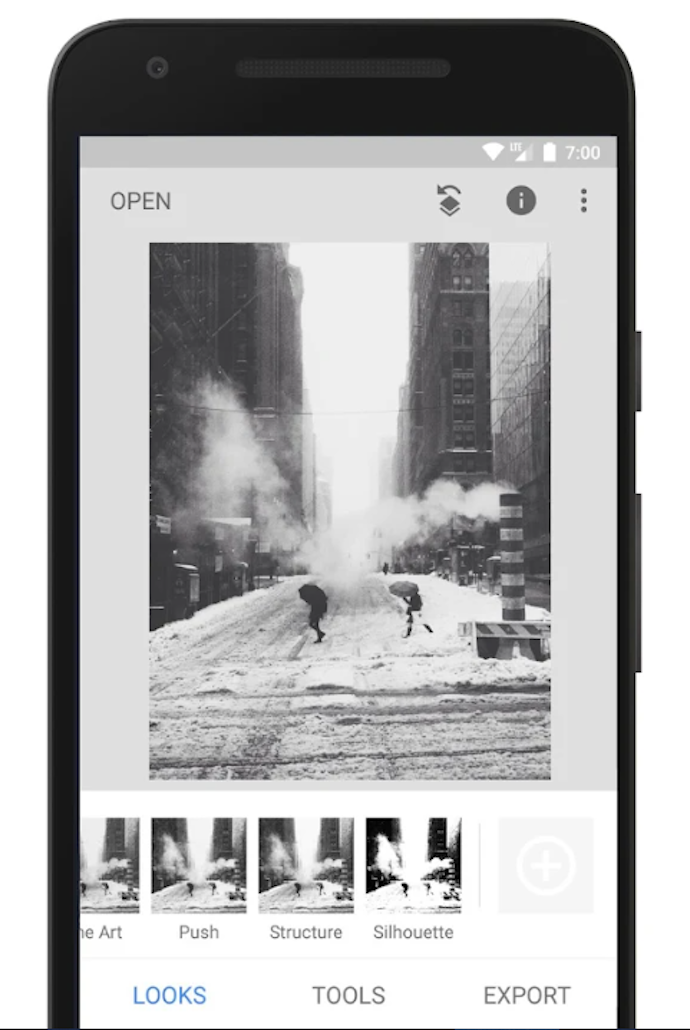Bạn đang tìm kiếm ứng dụng chỉnh sửa ảnh tốt nhất cho iOS và Android? Với nhiều tính năng tuyệt vời như xây dựng hình ảnh chuyên nghiệp và chế độ chỉnh sửa nhanh chóng, Snapseed là ứng dụng tuyệt vời cho những người yêu thích chụp ảnh và chỉnh sửa ảnh trên điện thoại di động.