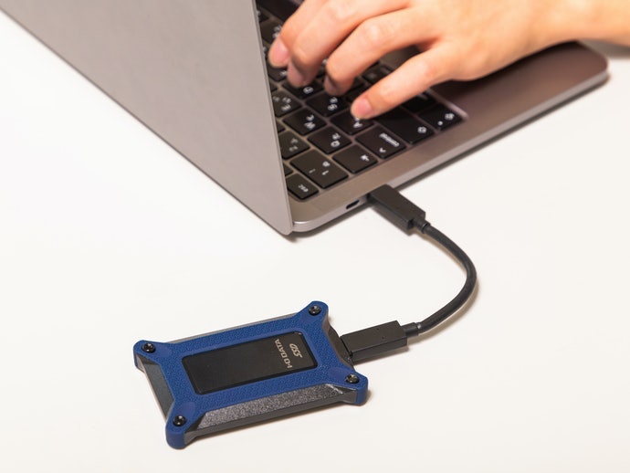 Ổ Cứng SSD Gắn Ngoài USB: Tiện Lợi, Dễ Dùng