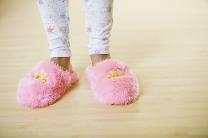 Không Ôm Gót: Dễ Mang, Giữ Ấm Nửa Bàn Chân Trước