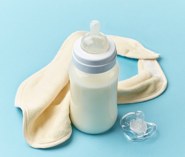 Kiểm Tra Lượng Sữa Trong Gói Sản Phẩm 