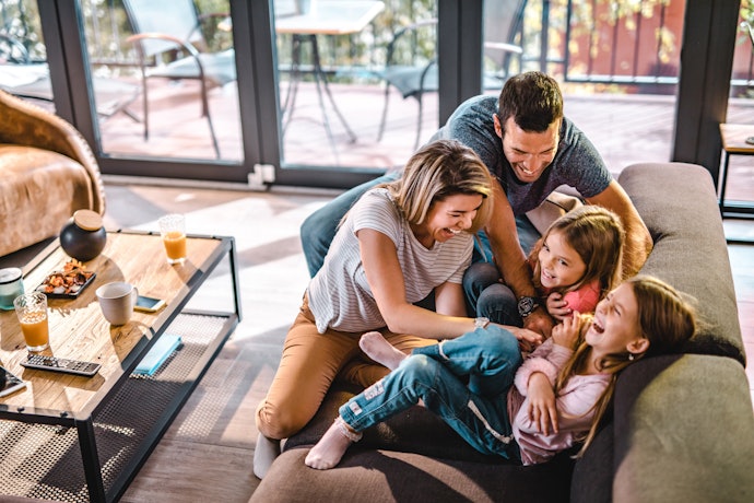 Chủ Đề Tình Cảm Gia Đình Phù Hợp Với Mọi Trẻ