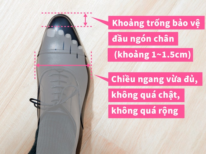 Chọn Giày Có Độ Hở Cách Ngón Chân Từ 1 - 1.5cm