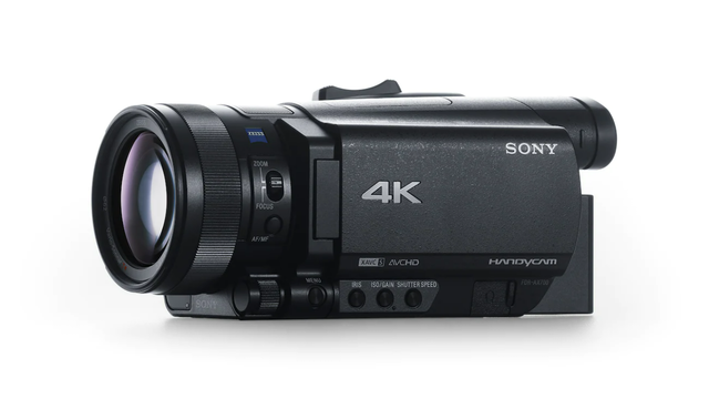 Sony  Máy Quay Phim 4K HDR FDR-AX700 1